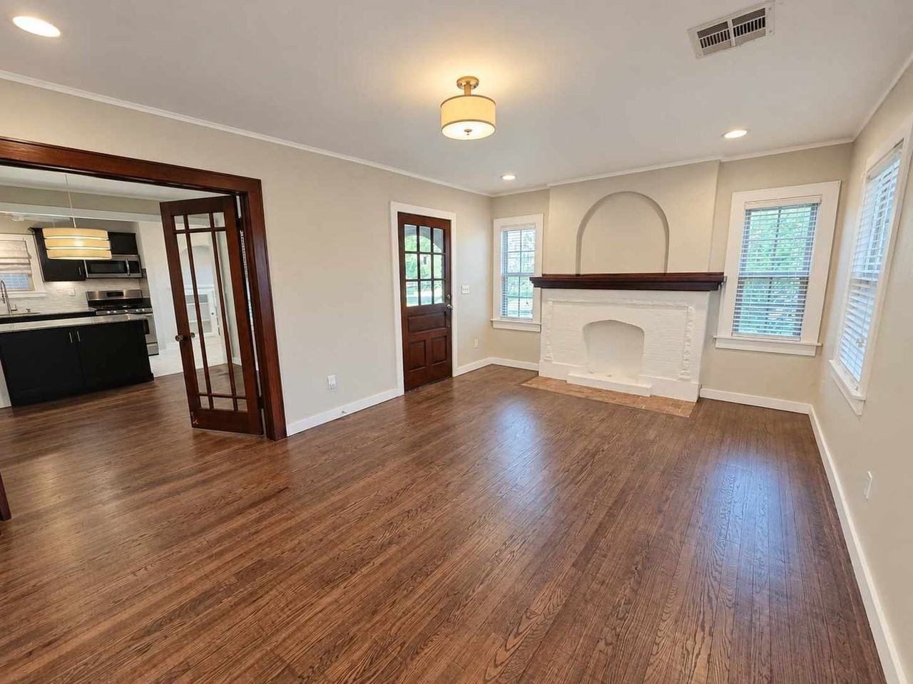 2524 Nw 13th St - Photo 4 of 20