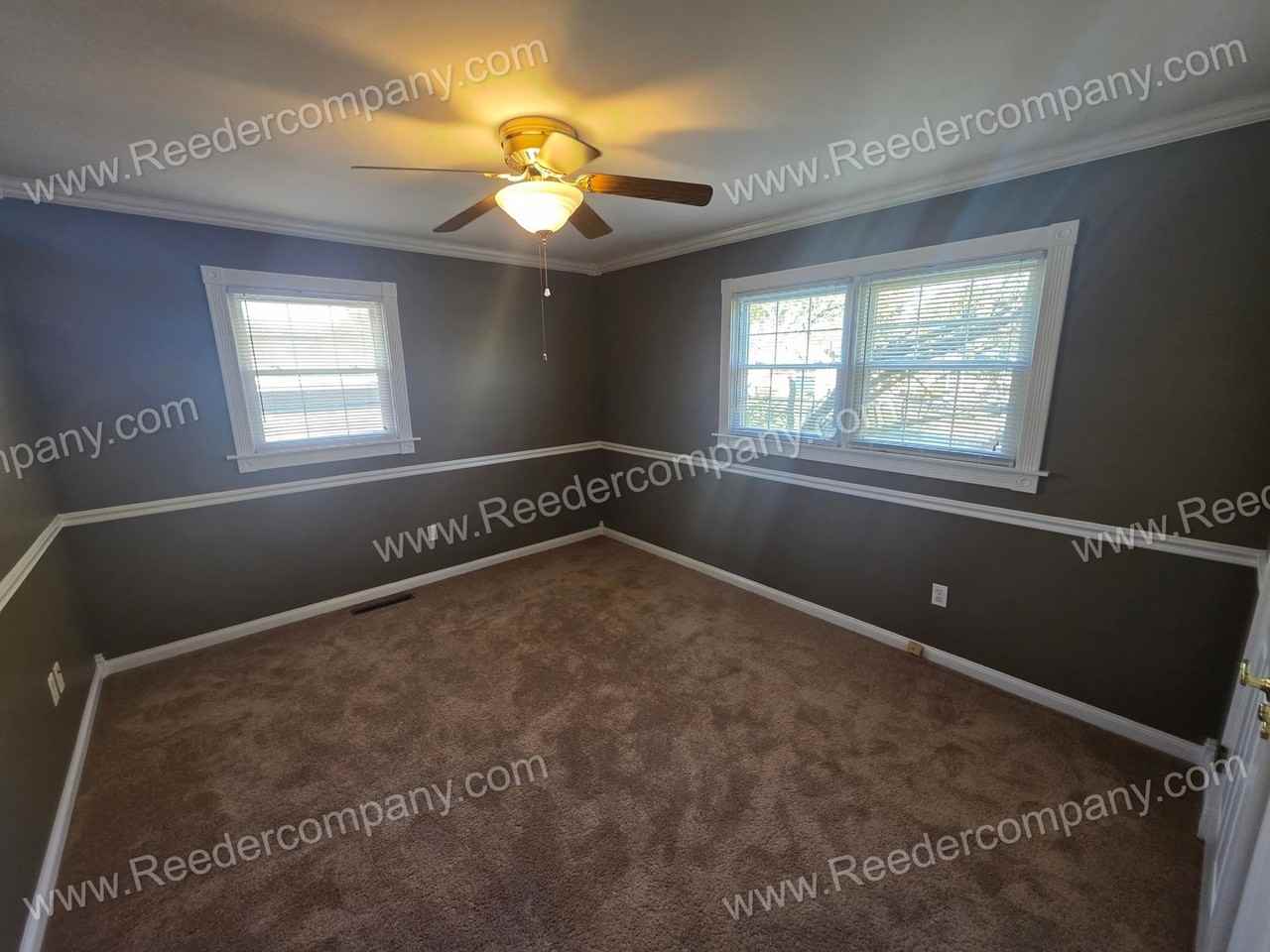 222 Maple Ln - Photo 7 of 18