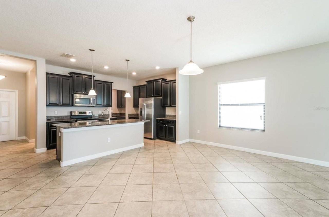 11812 Valhalla Woods Dr - Photo 6 of 21