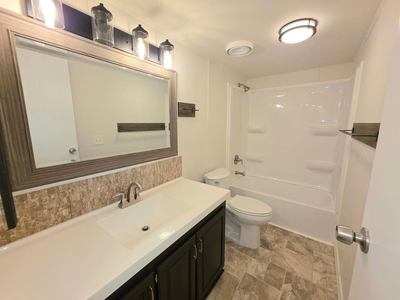 9021 N Runkle Rd - Photo 7 of 13