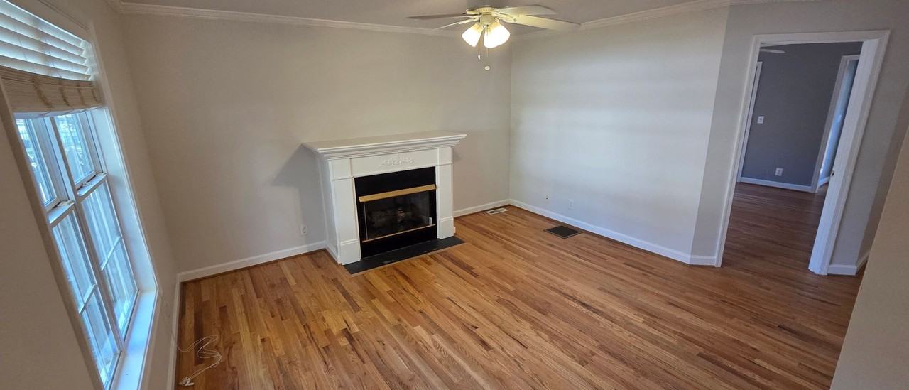 2322 Walker Ave - Photo 4 of 29
