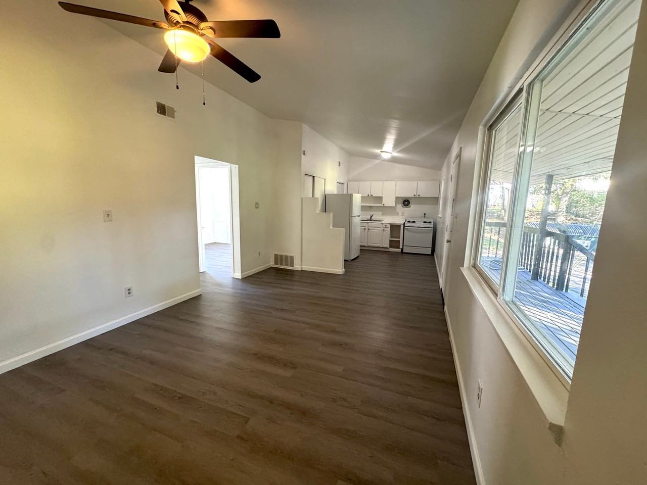 293 Way St - Photo 3 of 13