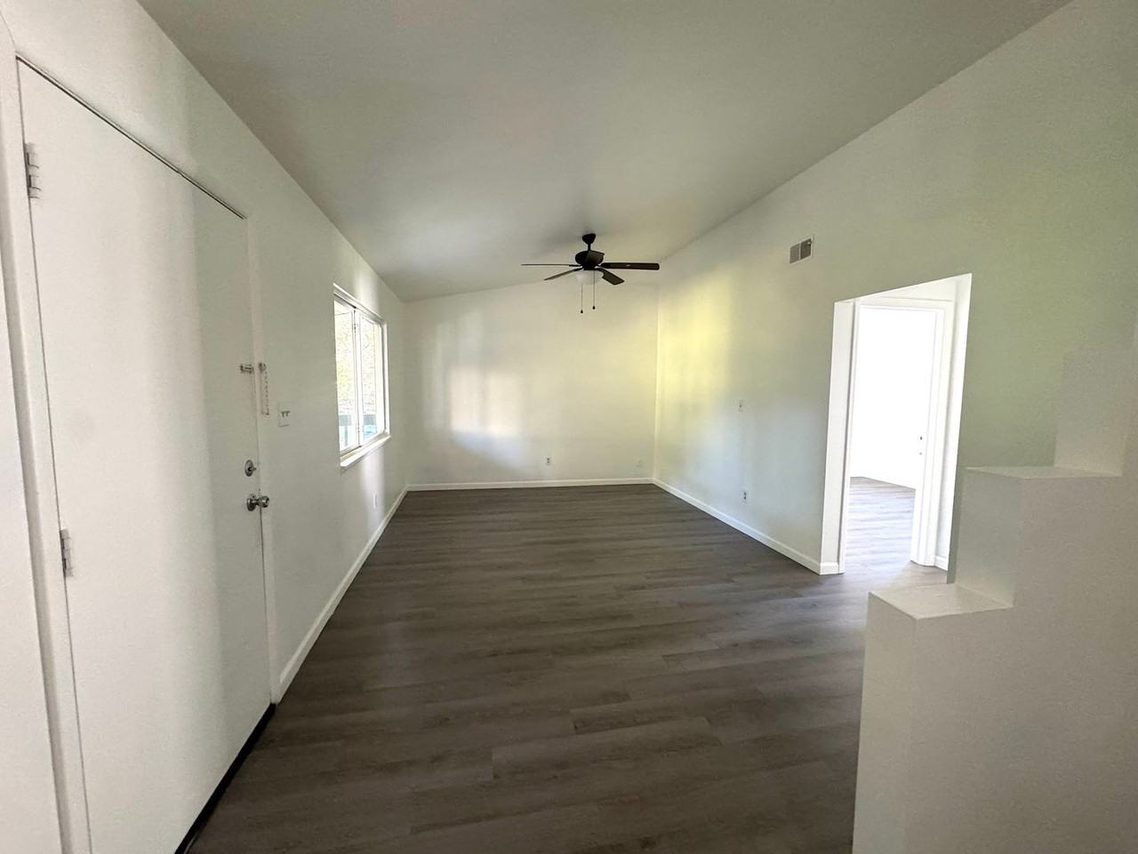 293 Way St - Photo 5 of 13