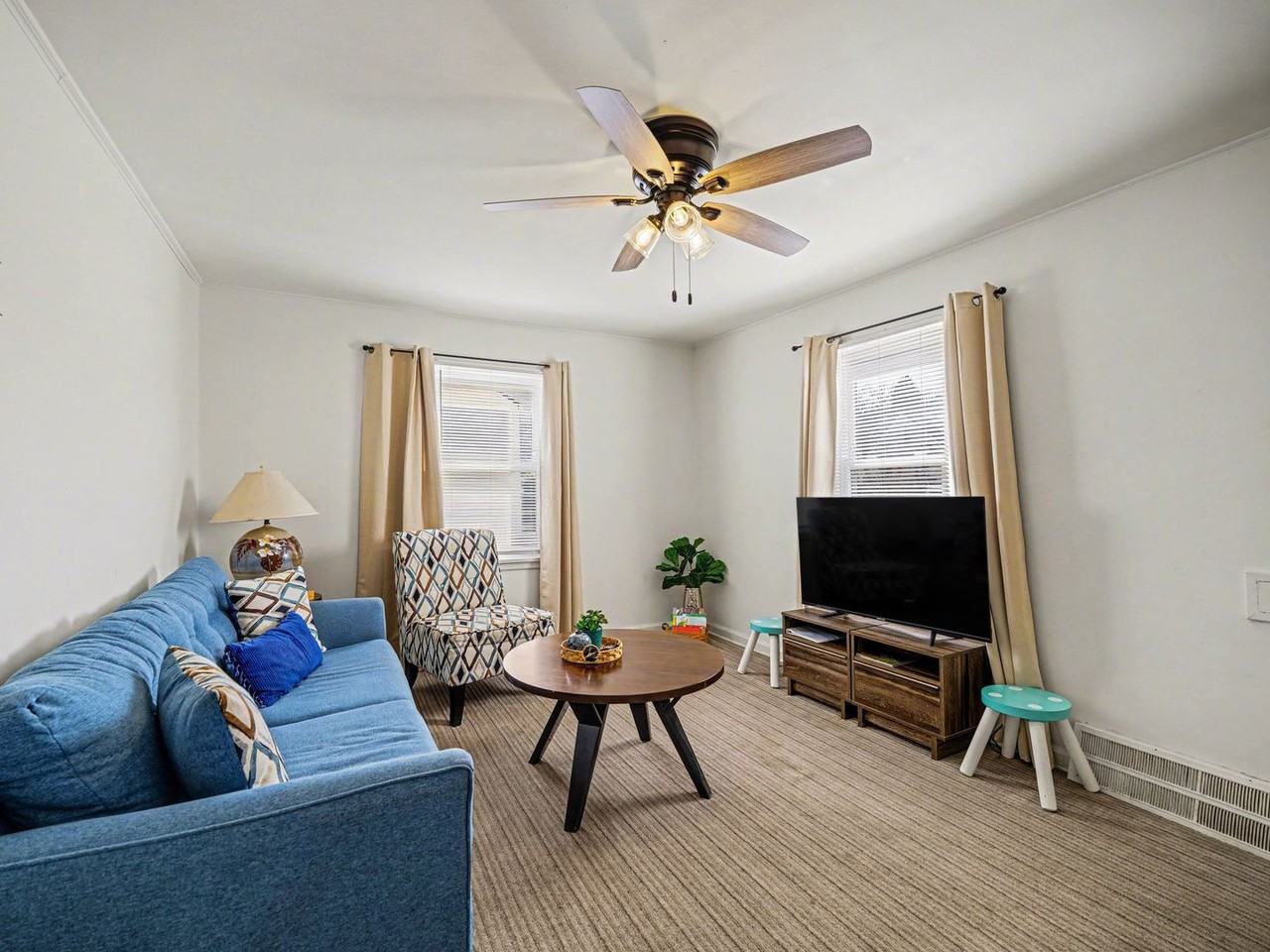 2105 S 48th St - Photo 2 of 13