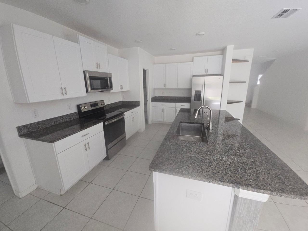 18010 Blissful Star Dr - Photo 5 of 20