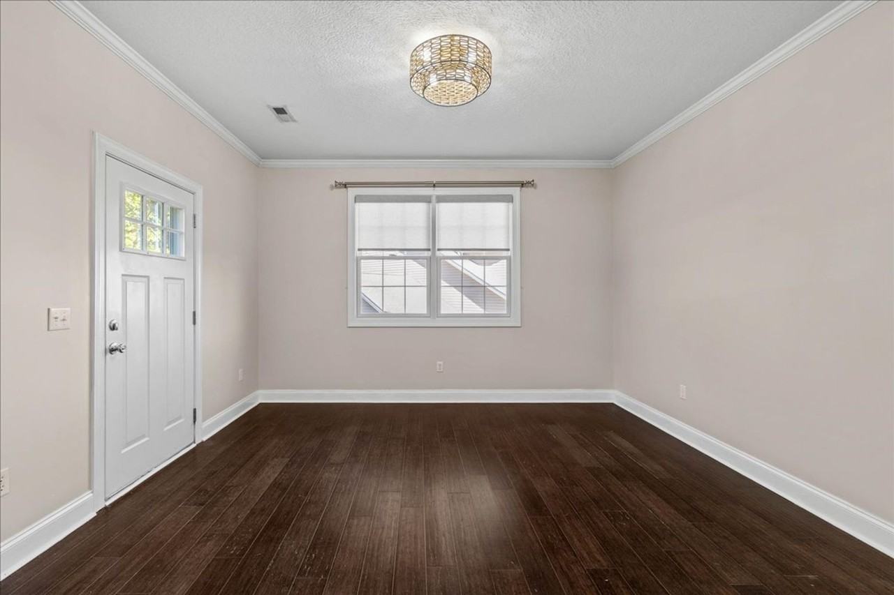 2536 Blossom Trl W - Photo 7 of 29