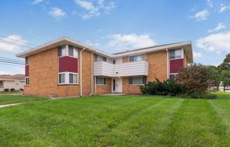 8105 W Capitol Dr - Photo 1 of 1