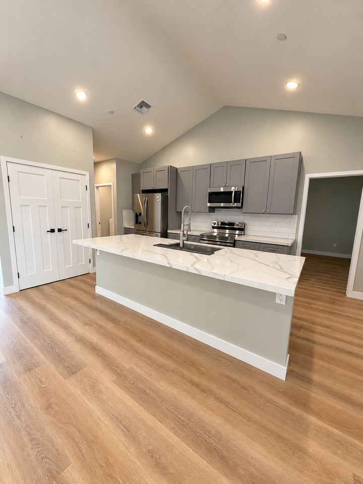 6829 Indian Cove Rd - Photo 7 of 37