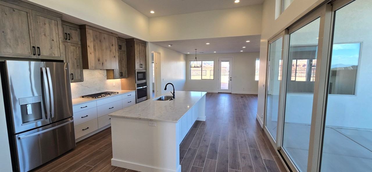 1854 S Ascend Dr - Photo 2 of 14