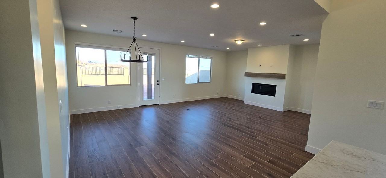1854 S Ascend Dr - Photo 3 of 14