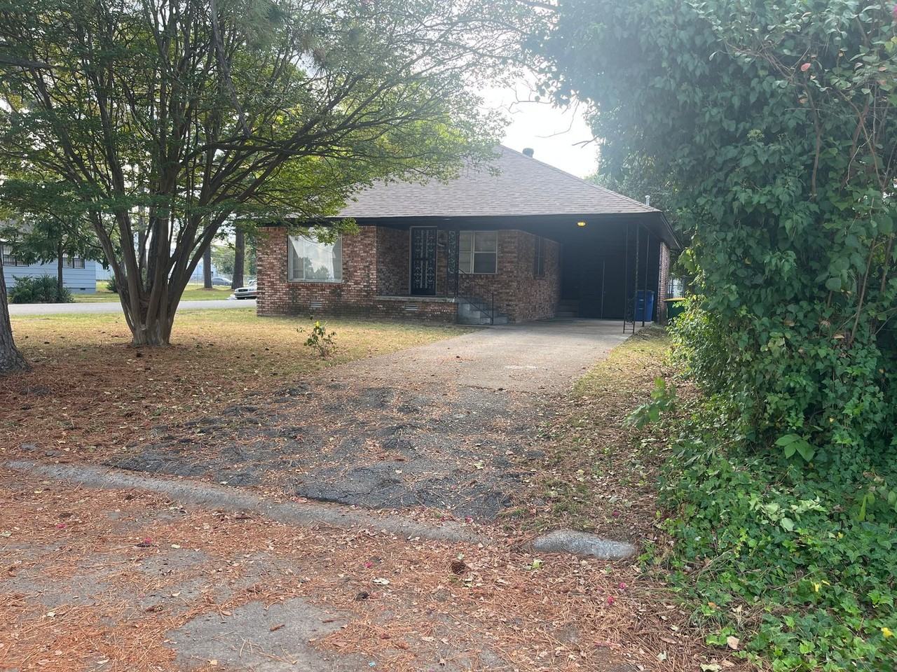 609 N Cedar St - Photo 2 of 14