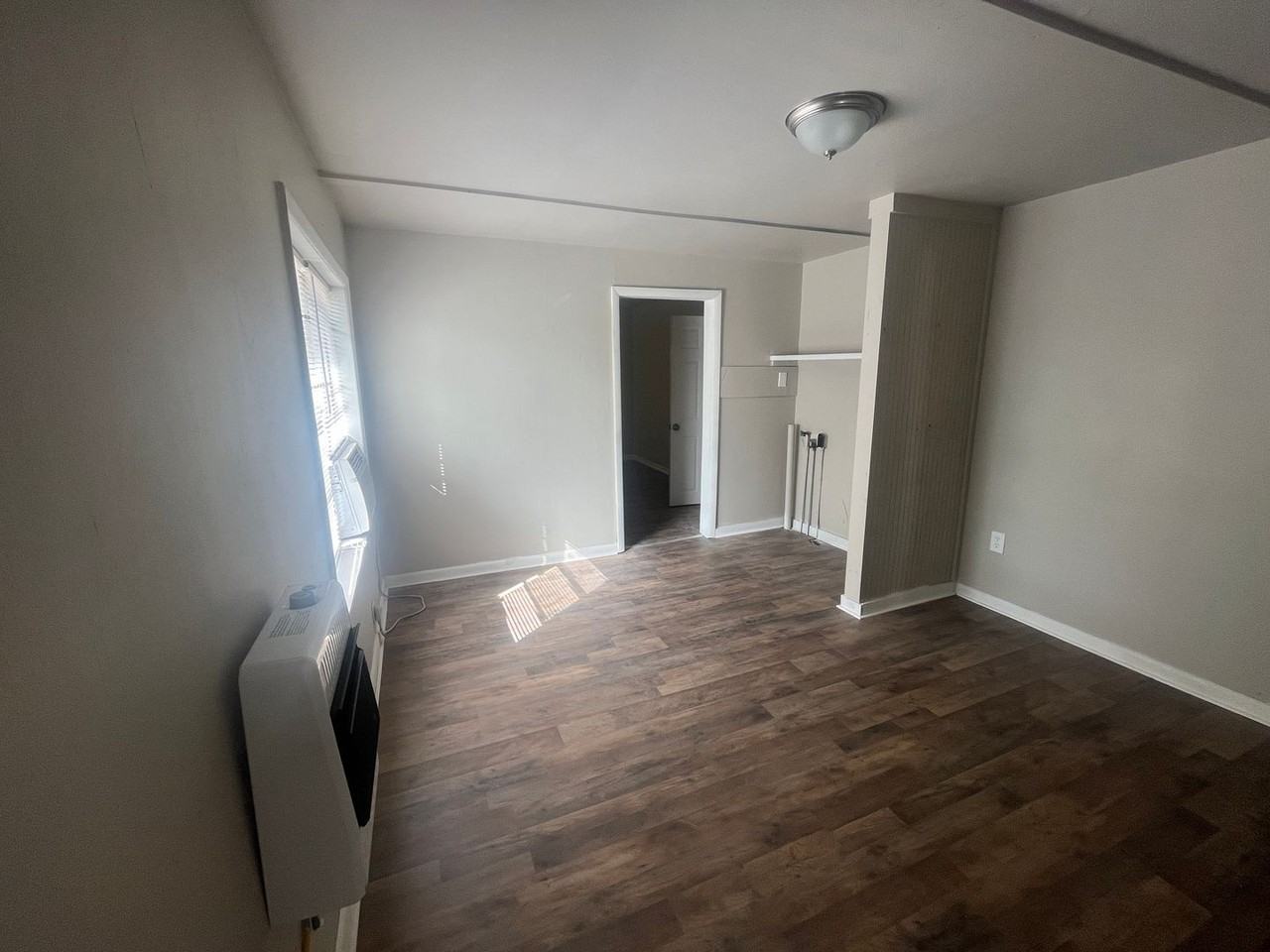 609 N Cedar St - Photo 7 of 14