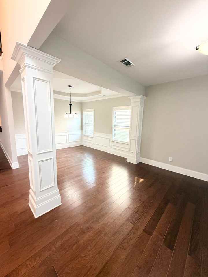 1173 Weatherford St - Photo 4 of 19