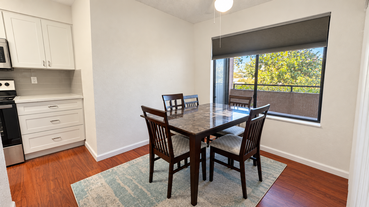 39199 Guardino Dr - Photo 3 of 12