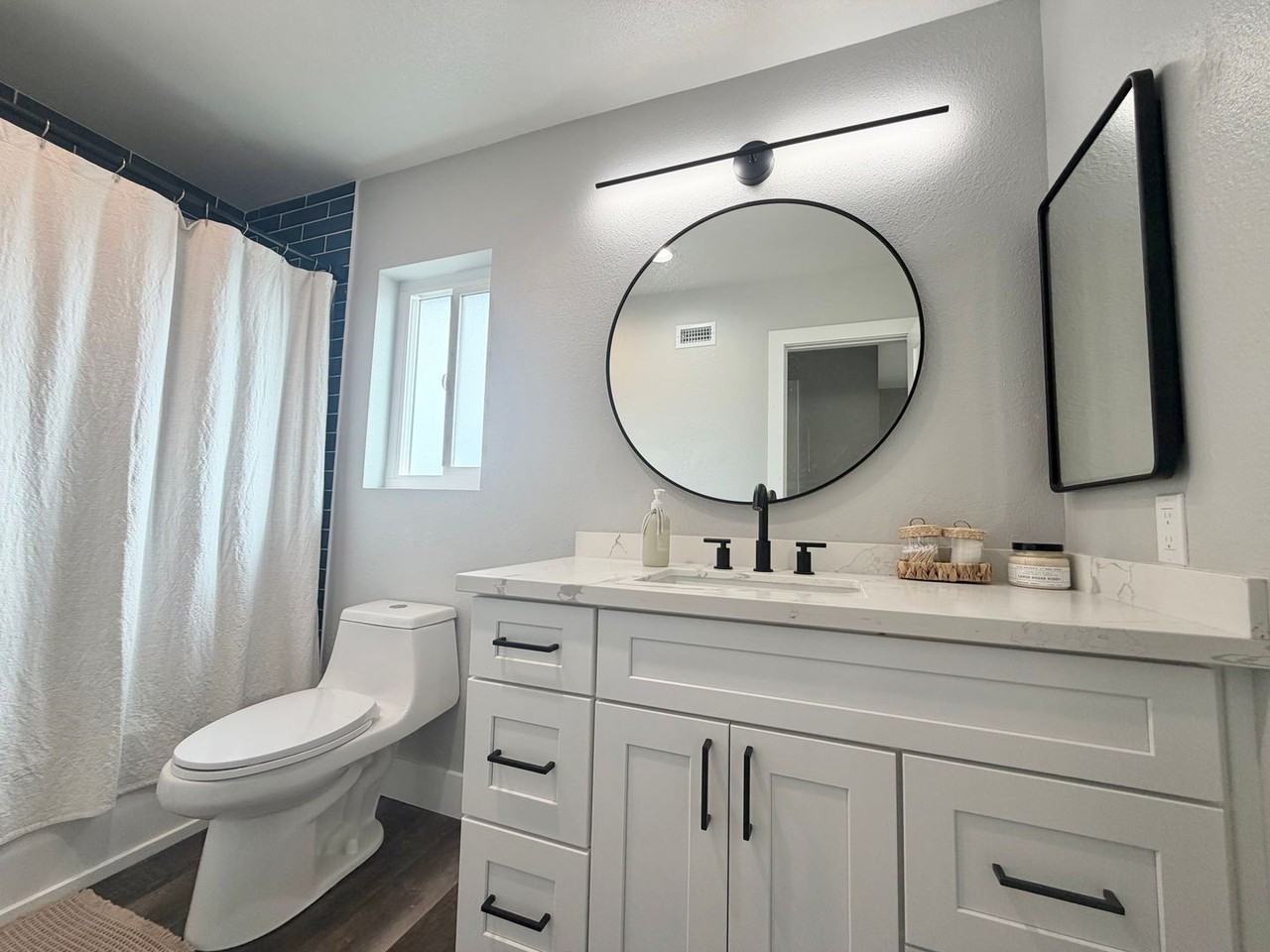 4588 Vinyard St - Photo 6 of 8