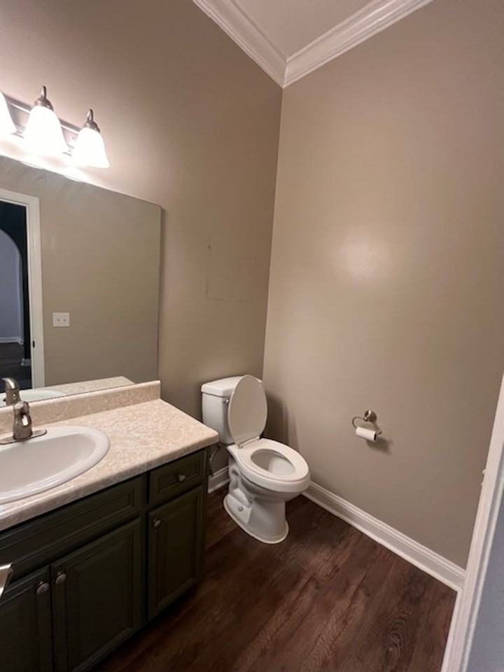 4301 Summer Hill Pl - Photo 5 of 22