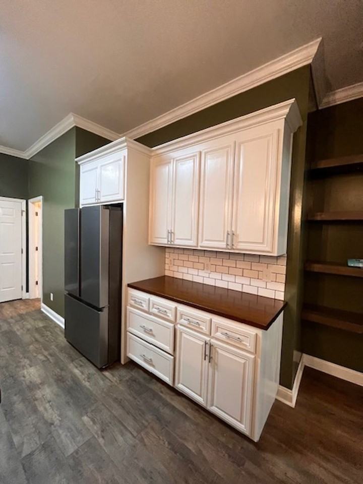 4301 Summer Hill Pl - Photo 7 of 22