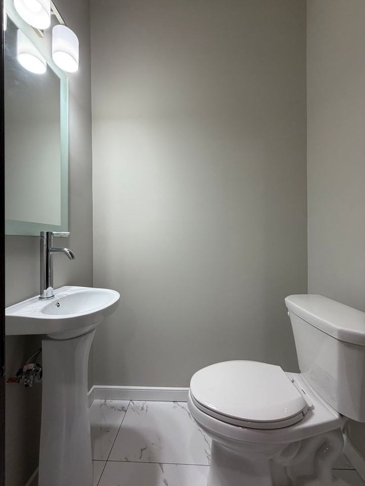 5043 Chestnut St - Photo 7 of 23