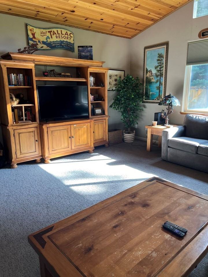 3412 Hobart Rd - Photo 5 of 23