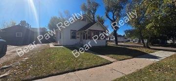 featured image of 1201 E 21st St