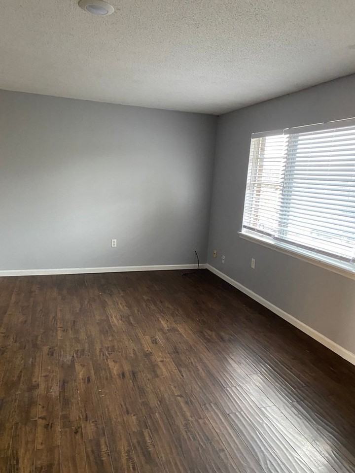 129 Maple Grove Way - Photo 6 of 6