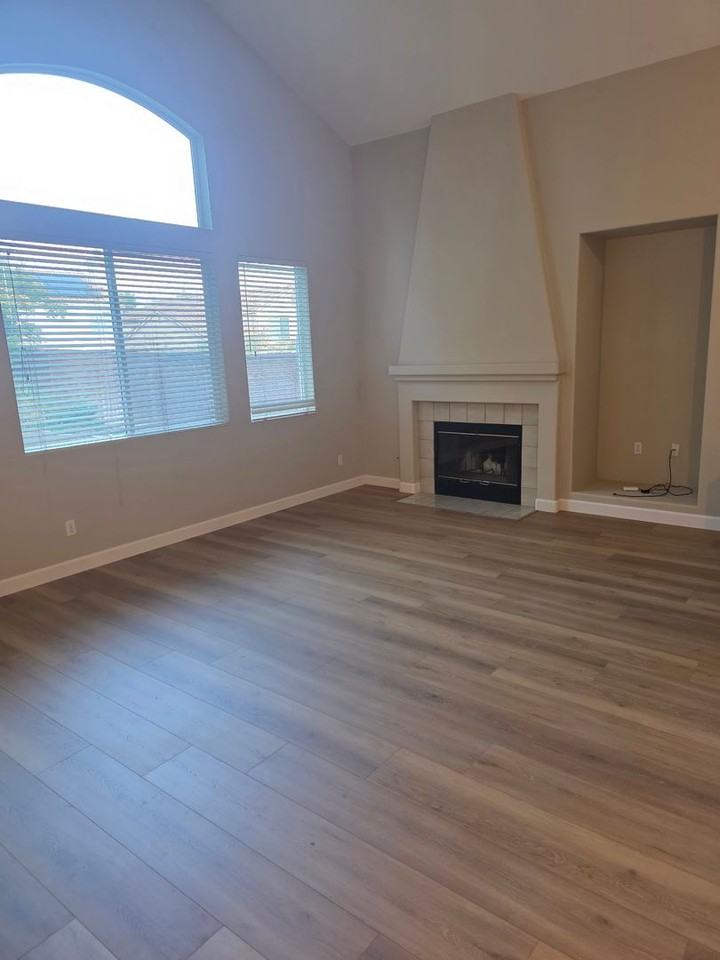 32442 Galatina St - Photo 4 of 17