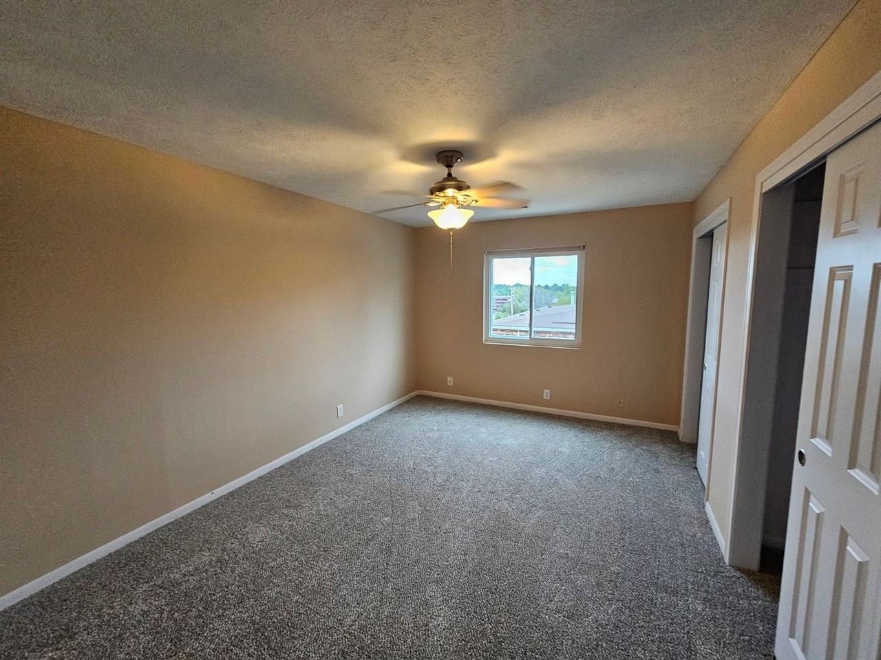 Charter Oaks II Apartments - Photo 5 of 11