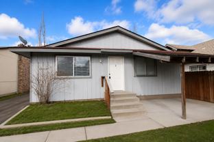 6028 N Lacey St - Photo 1 of 1