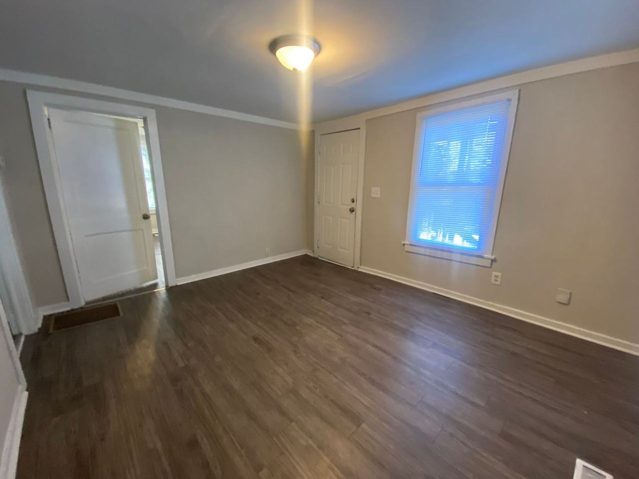 510 Shaw Dr - Photo 2 of 8