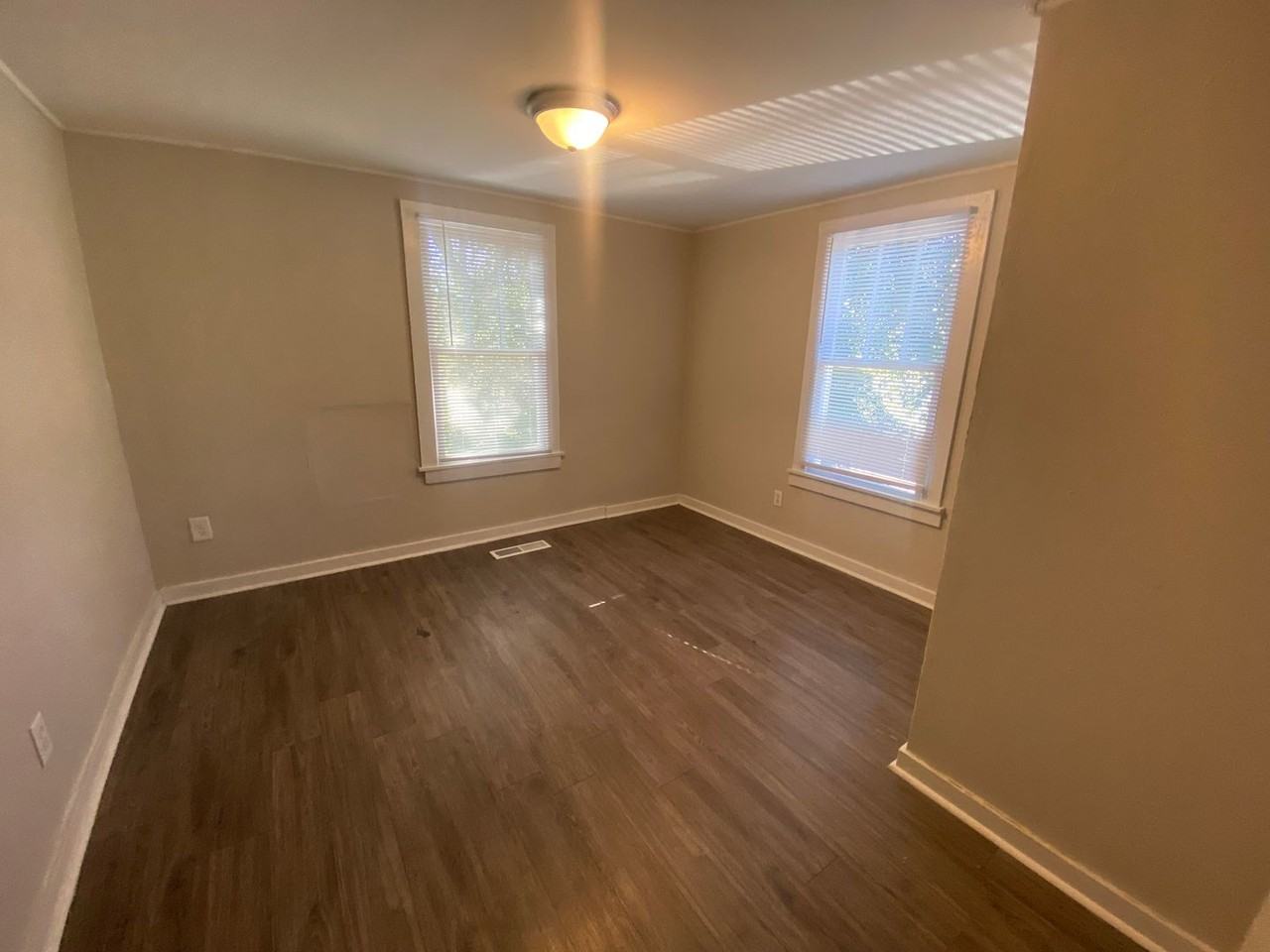 510 Shaw Dr - Photo 7 of 8