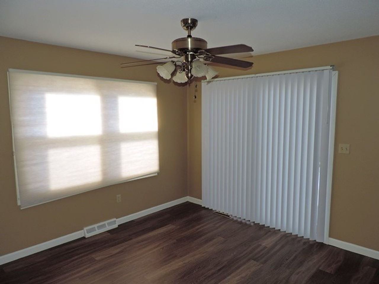605 Westgate St - Photo 7 of 26