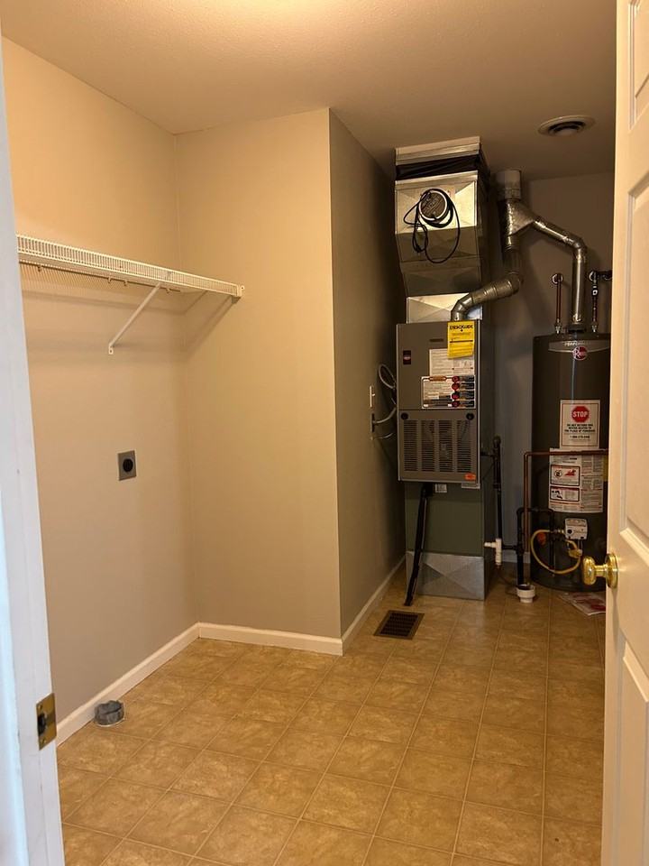 10923 Kentfield Dr - Photo 5 of 11