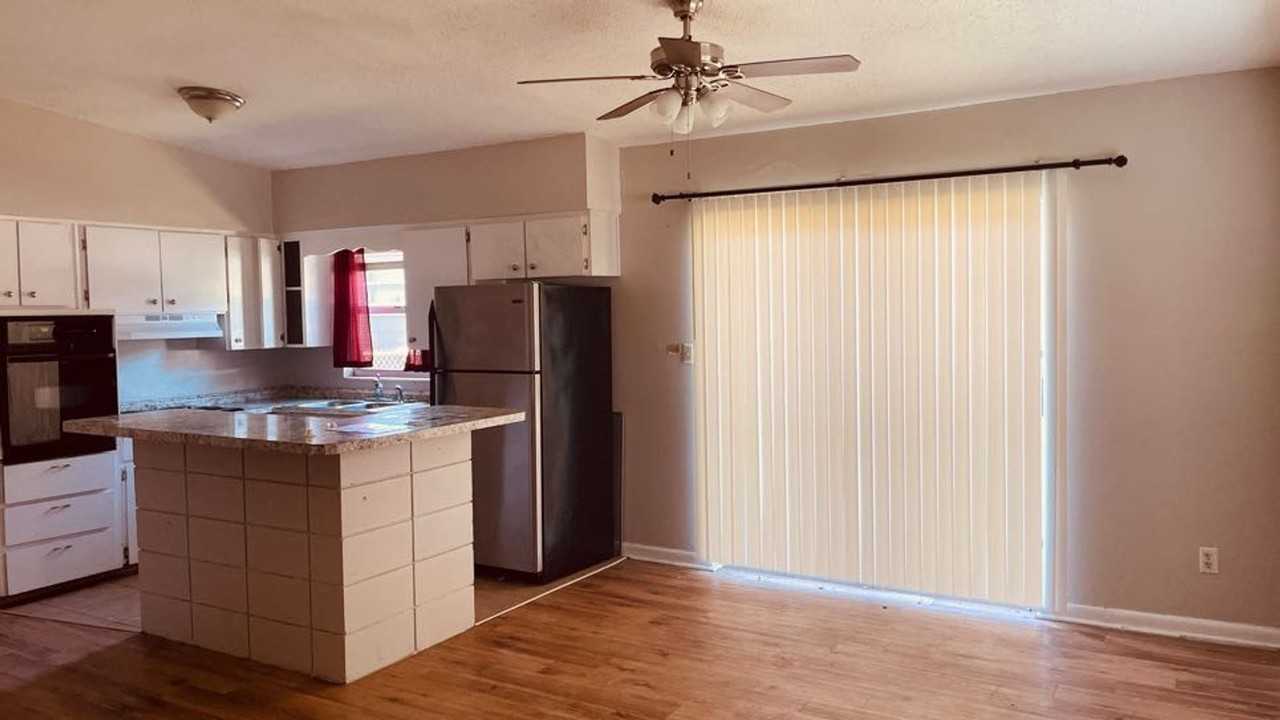 1921 S Ronald Reagan Blvd - Photo 3 of 11