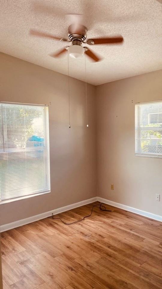 1921 S Ronald Reagan Blvd - Photo 7 of 11