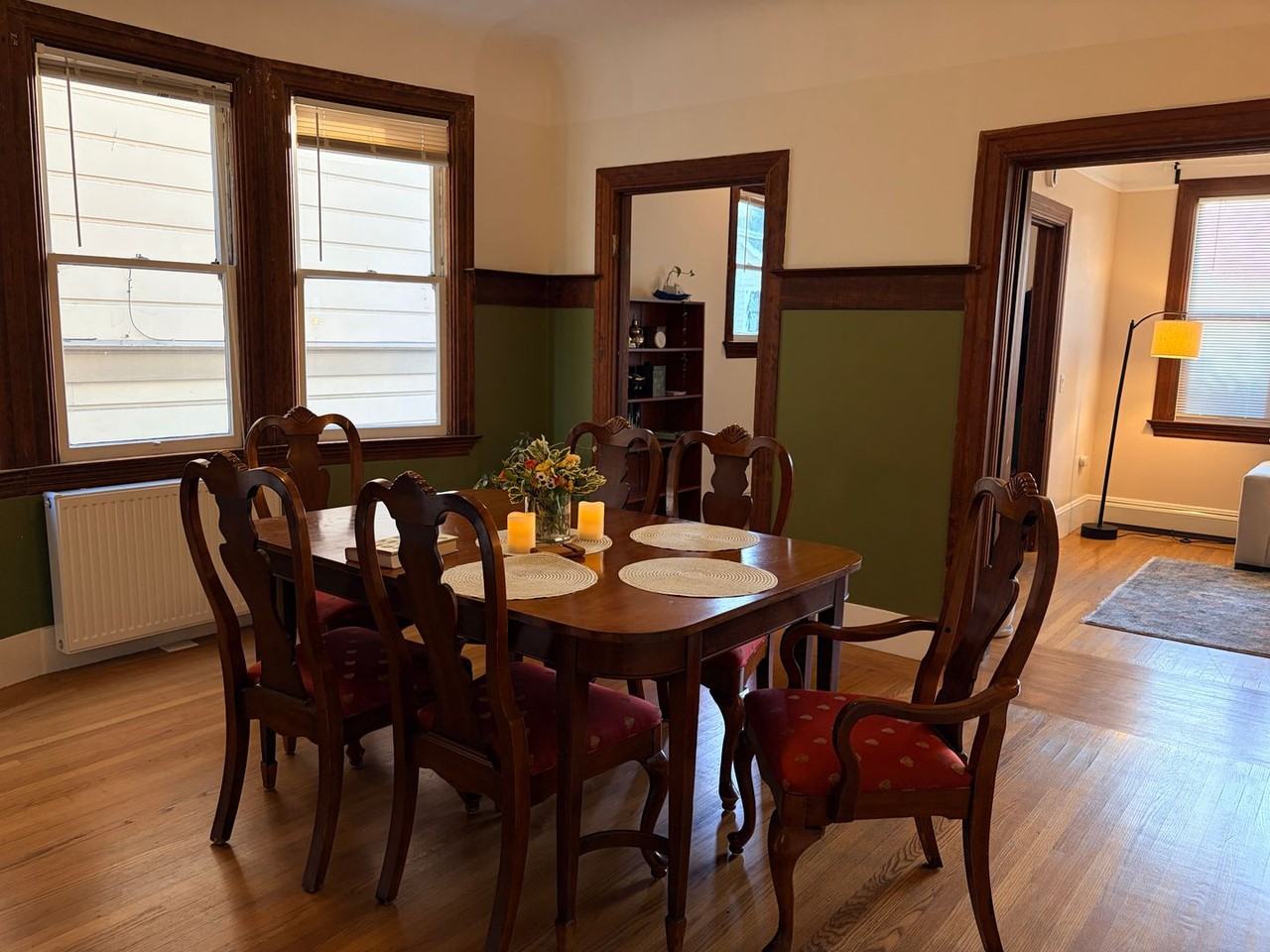 2909 Newbury St - Photo 5 of 19
