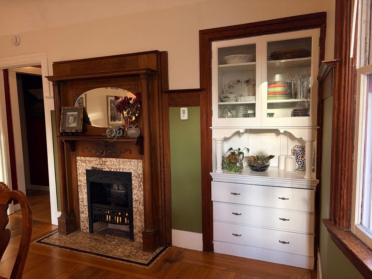 2909 Newbury St - Photo 6 of 19