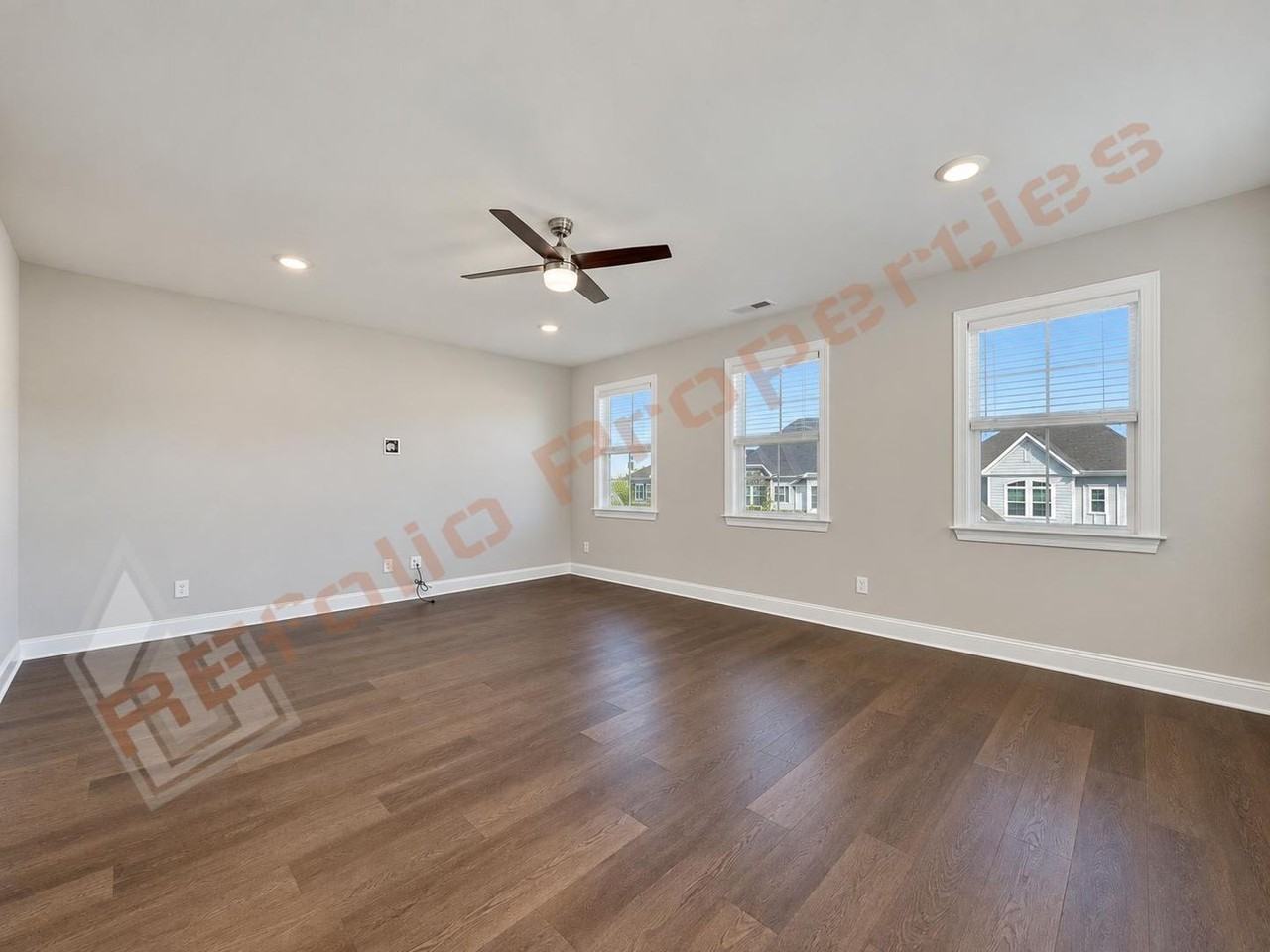 835 Napier Dr - Photo 5 of 29