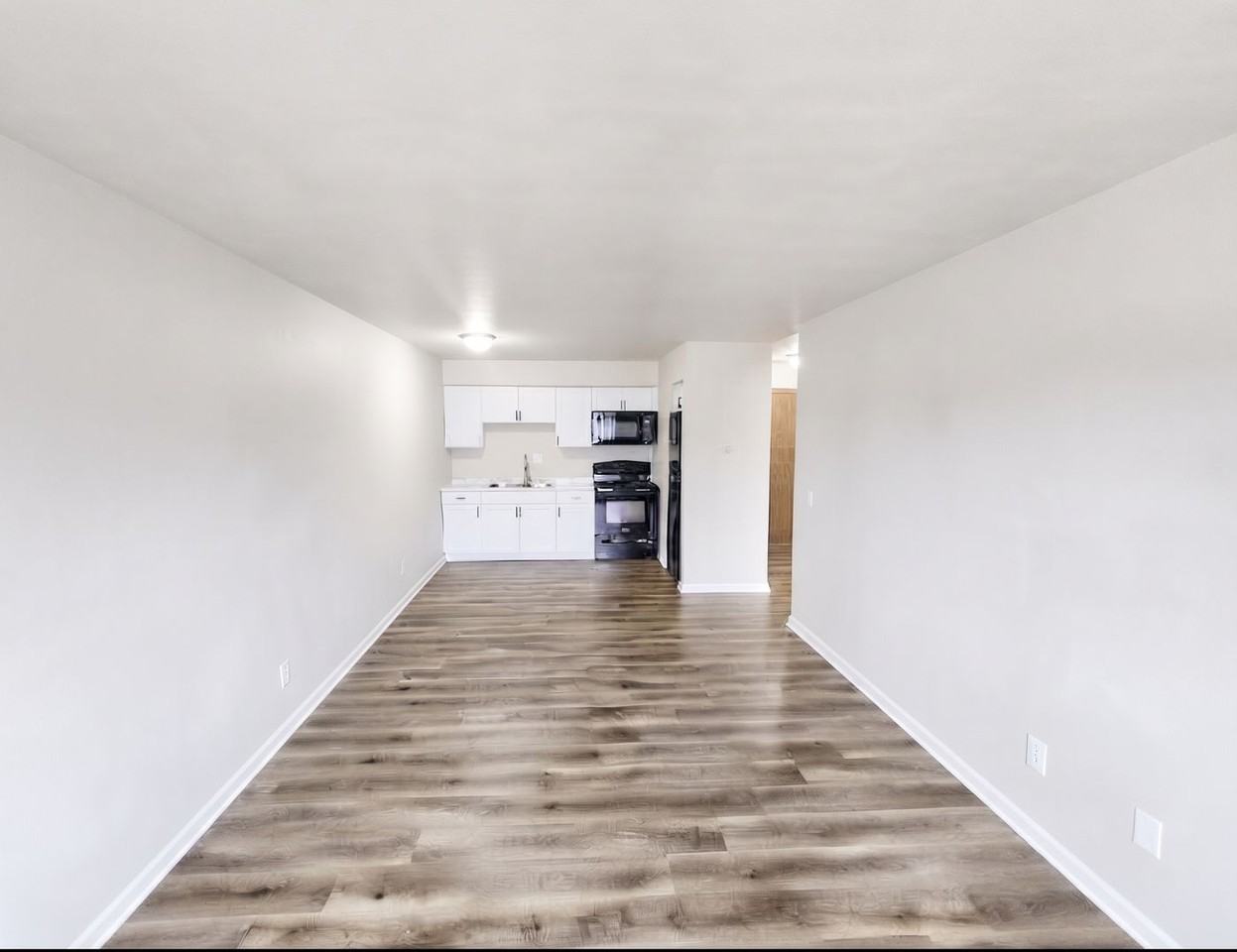 Heritage House Apartments - Photo 4 of 7