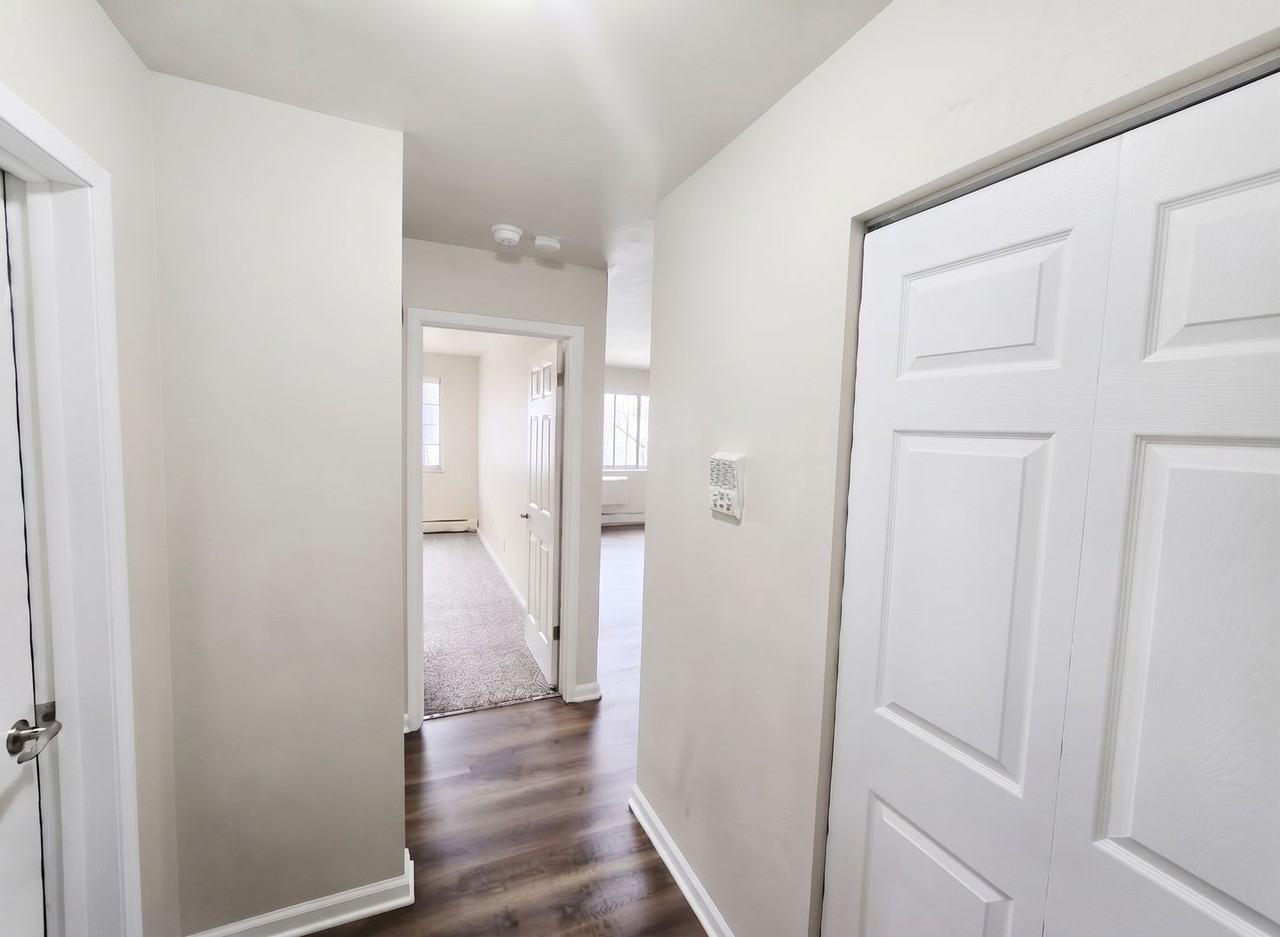 Heritage House Apartments - Photo 6 of 7