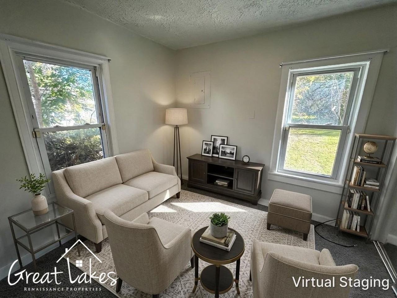 25158 Pearl St - Photo 2 of 13