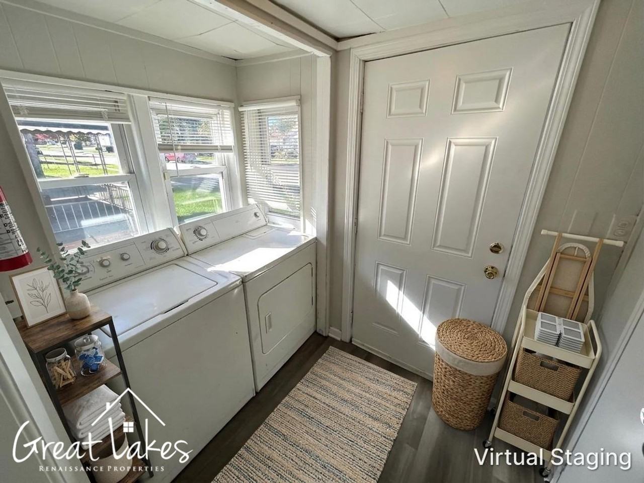 25158 Pearl St - Photo 7 of 13