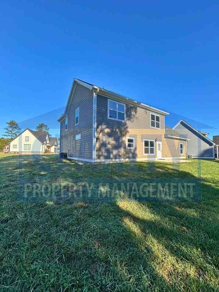 5085 Solar Ln Nw - Photo 5 of 31
