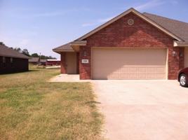 featured image of 709 Ne 4th St