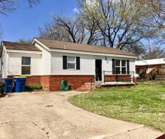 featured image of 830 S Hall St