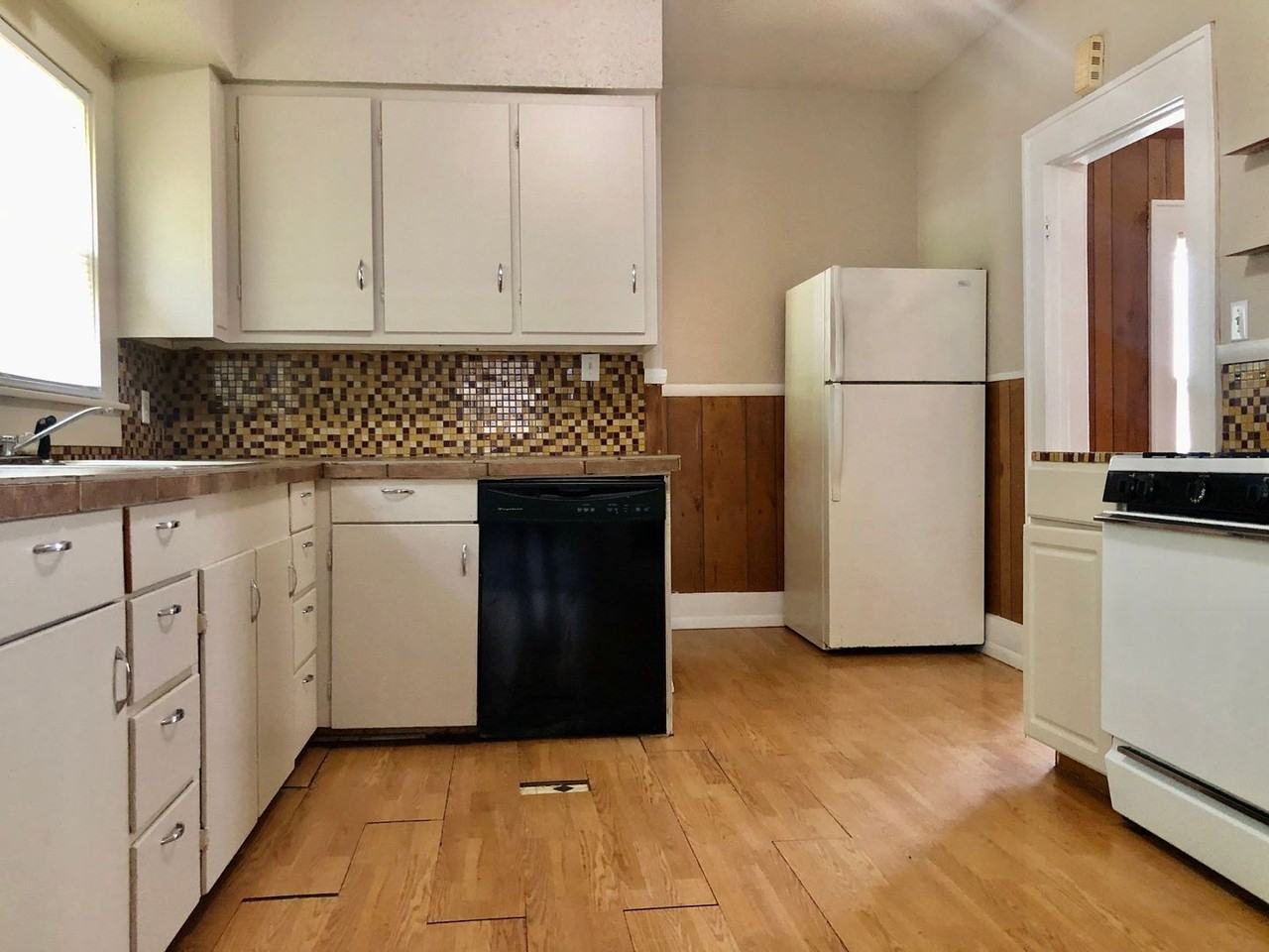 1016 S Duck St - Photo 5 of 13