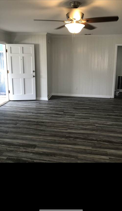 131 131 N Manning Street - Photo 3 of 7