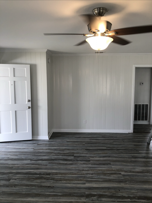 131 131 N Manning Street - Photo 6 of 7