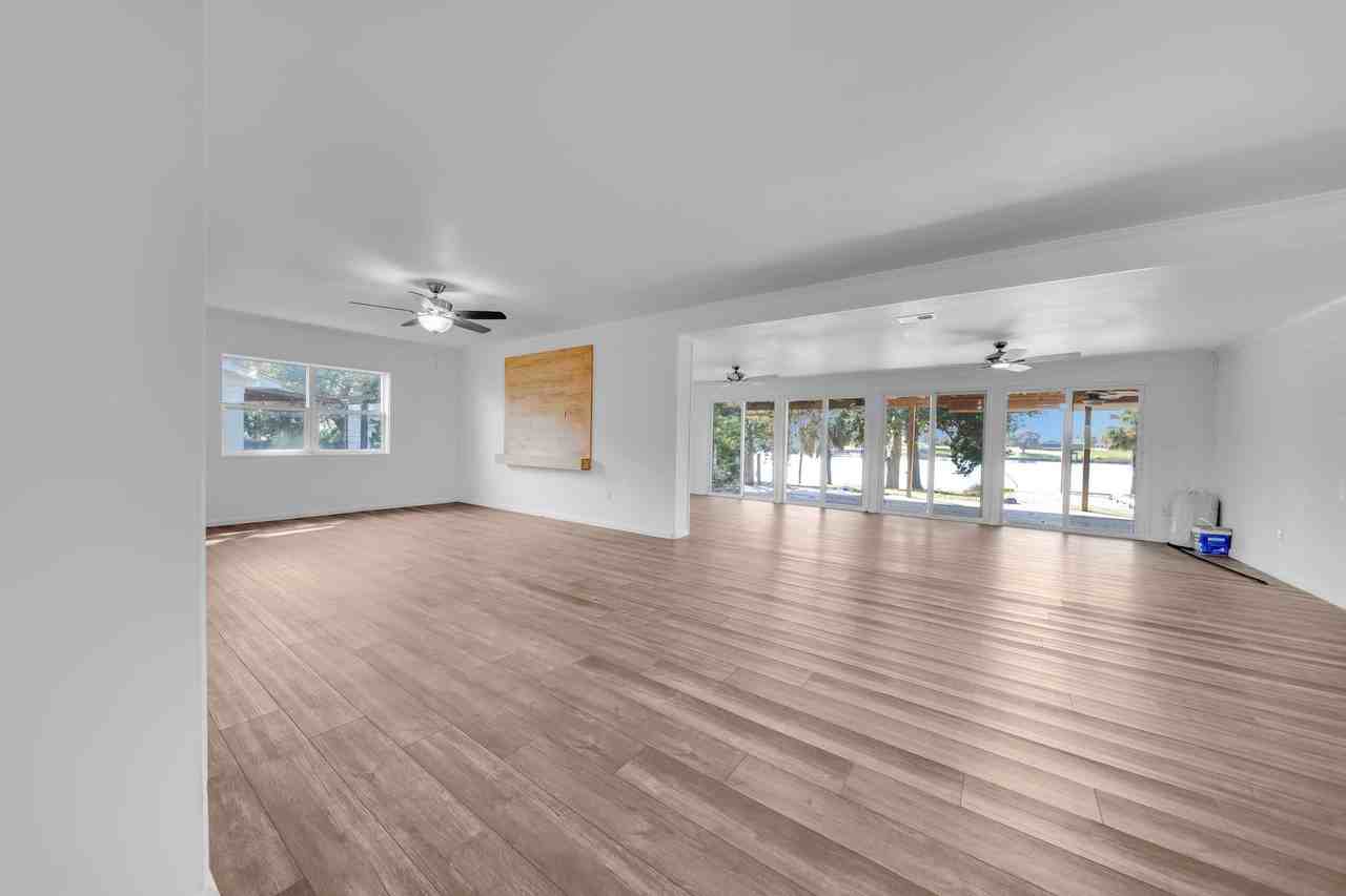 7001 Yellow Bluff Rd - Photo 7 of 50
