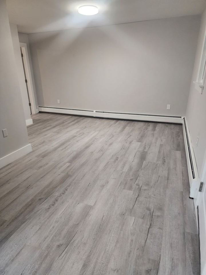 52 Hickok St - Photo 6 of 11