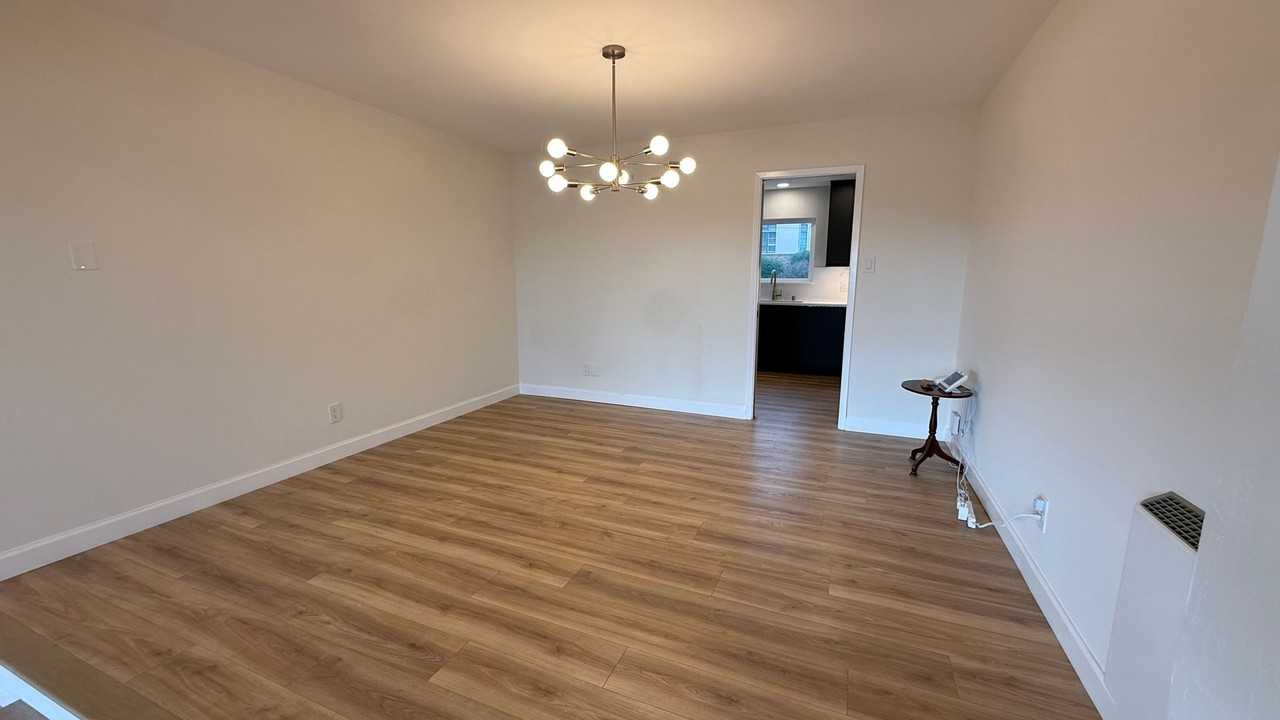 426 36th Ave - Photo 5 of 35